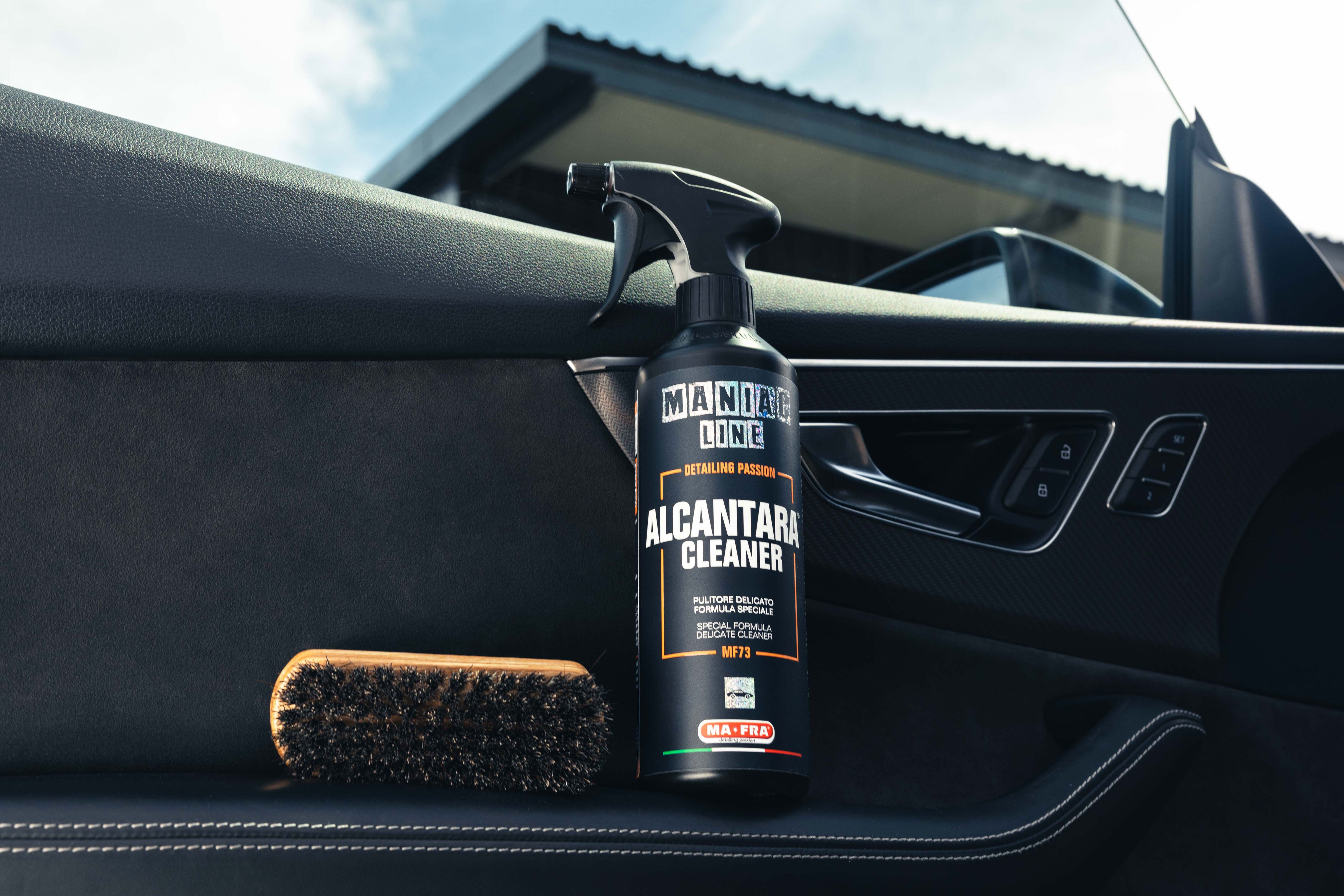 Alcantara-Reiniger von Maniac Line