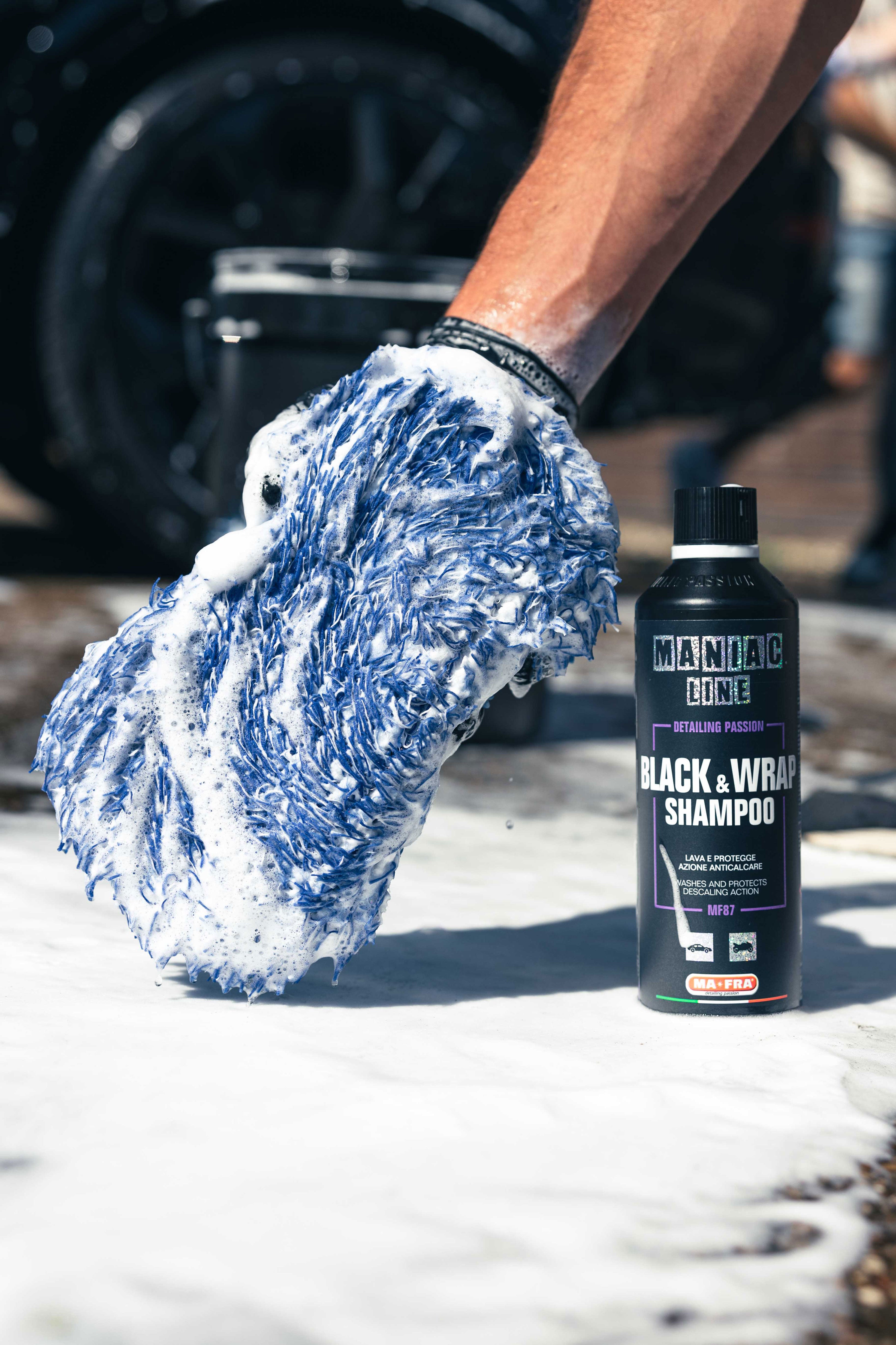 Black & Wrap Autoshampoo von Maniac Line